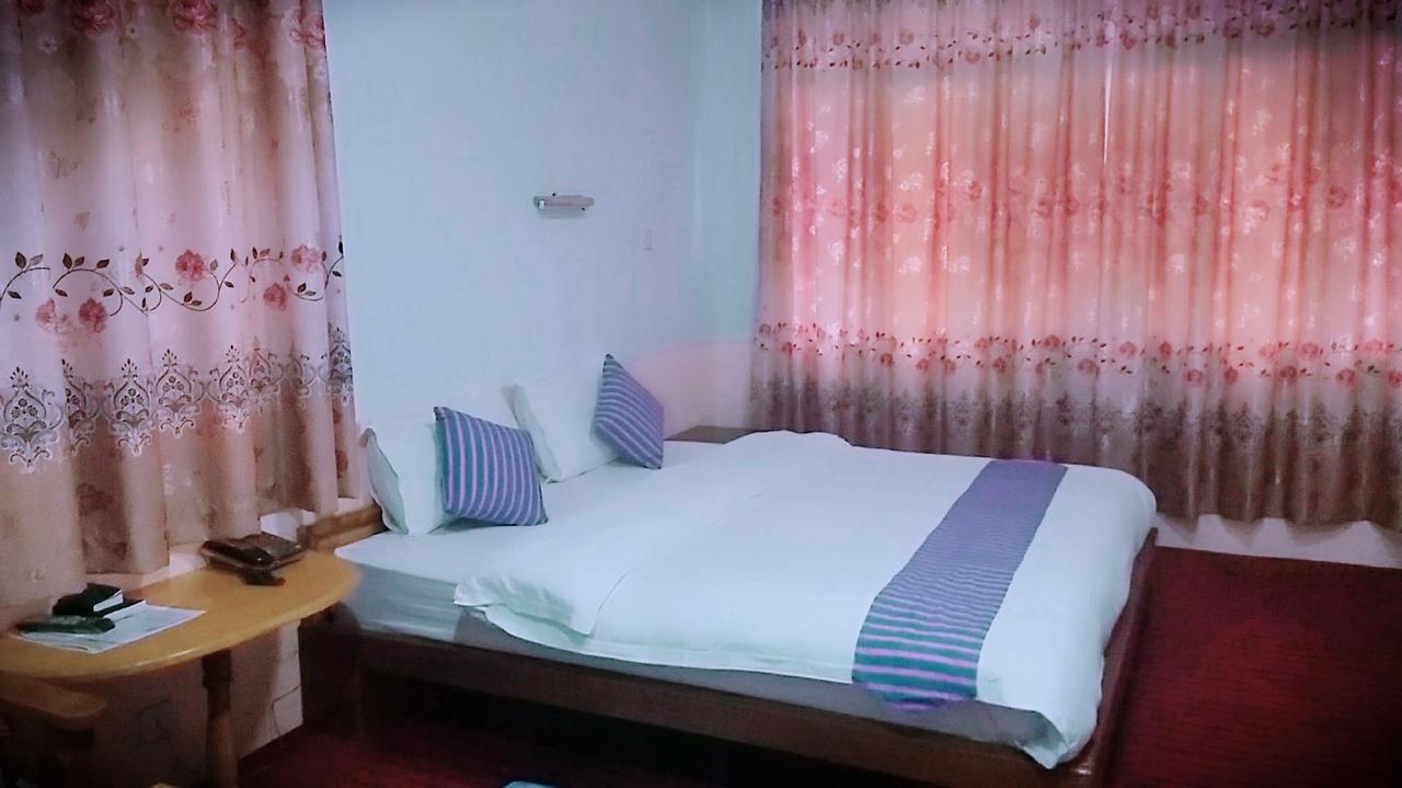 Myitkyinā Wun Tawp Garden Hotel מראה חיצוני תמונה
